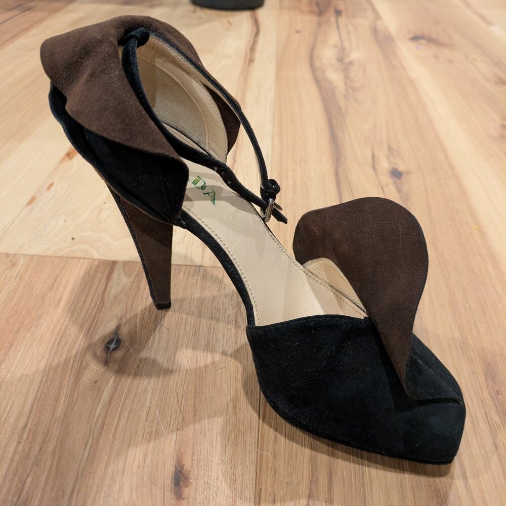 Prada suede Heels w/ankle strap Sz 36.5